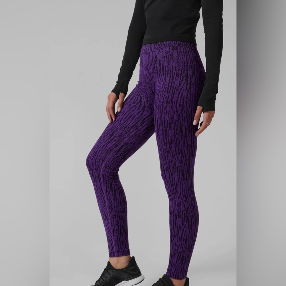 Athleta Flurry Elemental Tight NWOT